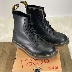 Dr. Martens 1460 W Smooth Black (Women’s 8)